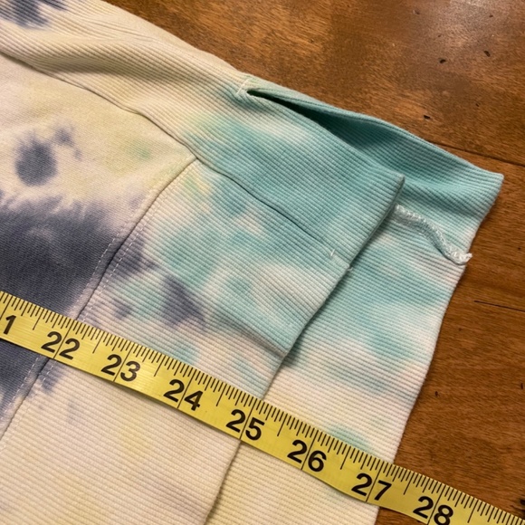 Cozy SO high low tie dye sweatshirt! Size S - Picture 14 of 16